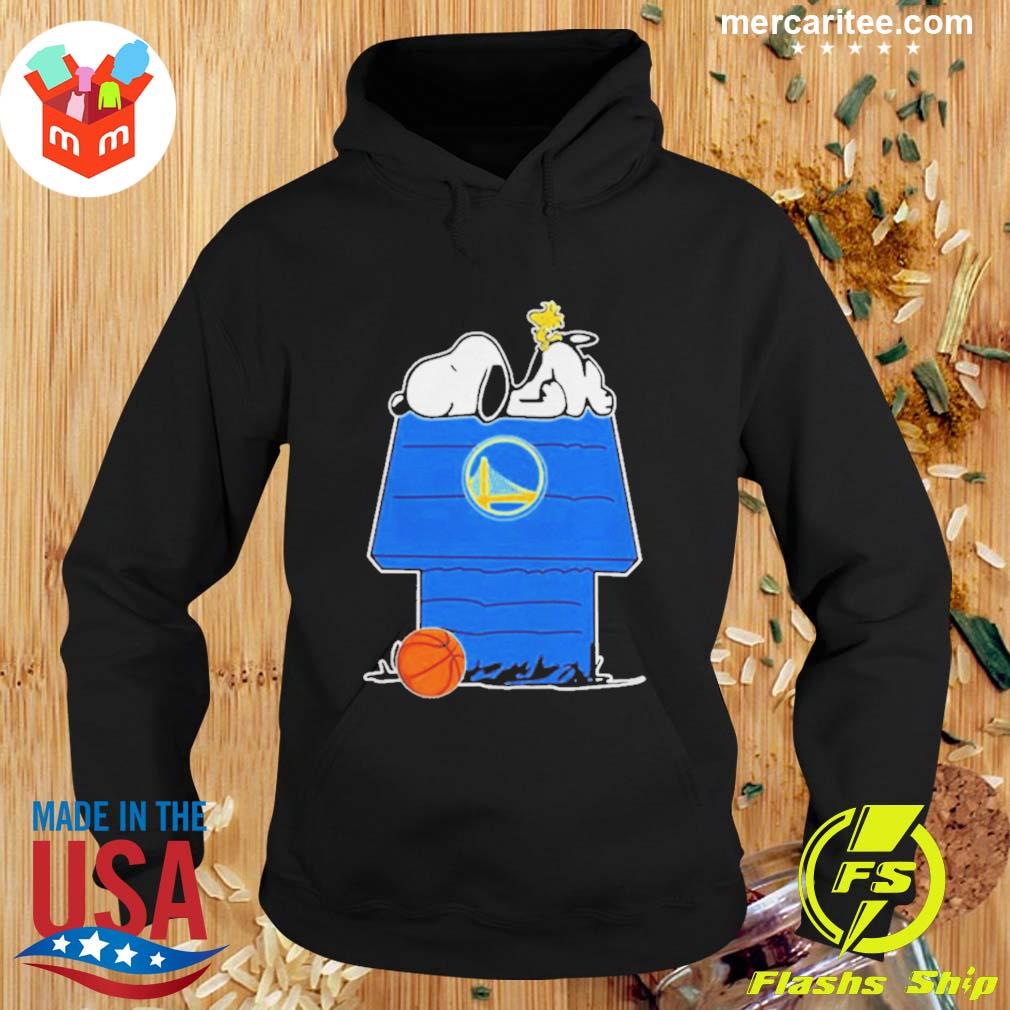 Funny golden State Warriors Nba Champions Snoopy Woodstock The Peanuts Movie T-Shirt Hoodie